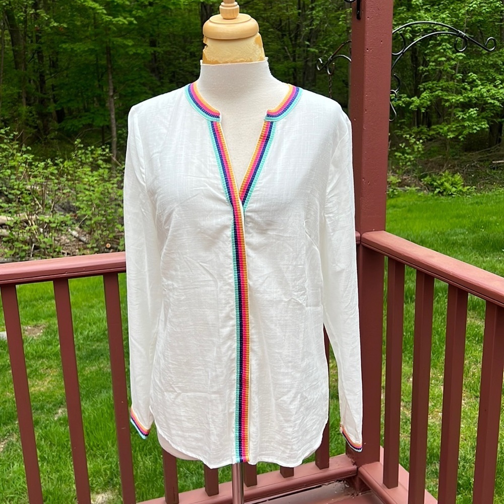 New! Boden SZ 6, cream long sleeve embroidered glorious British style blouse.